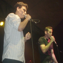 Johnny e Max