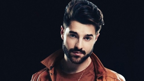 Alok fica em 11º lugar em famosa lista com os maiores Dj's do mundo