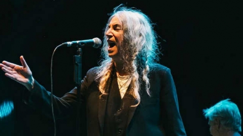 Patti Smith faz um dos grande shows do ano no Popload Festival