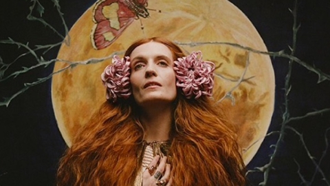 Florence + The Machine supera Kendrick Lamar e fica no topo da parada britânica de álbuns