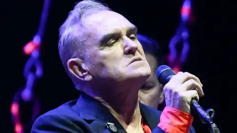 Morrissey diz que "diversidade é mentira" e acusa a BBC de vetar seu novo single