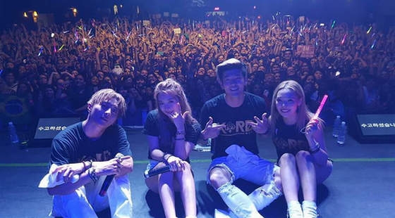 K.A.R.D letras