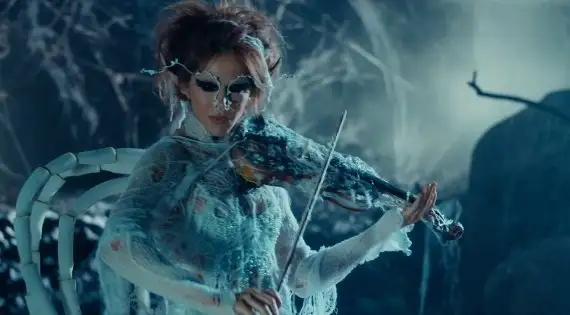 Lindsey Stirling